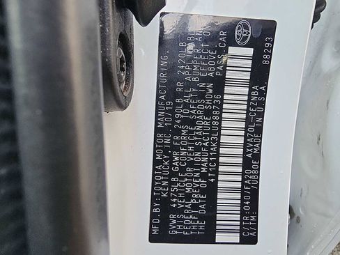 Used 2020 Toyota Camry LE image 26