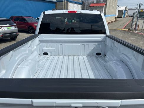 Used 2025 Ford F150 Lariat w/ Equipment Group 502A High AWD/4WD image 25