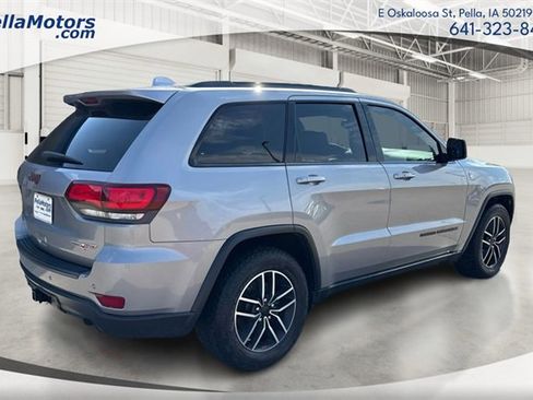 Used 2020 Jeep Grand Cherokee Trailhawk image 3