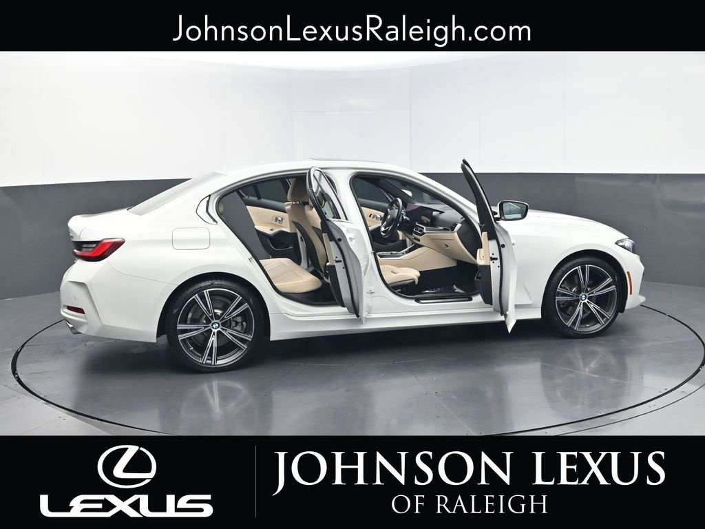 Used 2024 BMW 330i Sedan w/ Premium Package RWD image 32