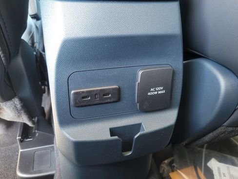 New 2026 Ford Maverick Lariat w/ Black Appearance Package AWD/4WD image 40