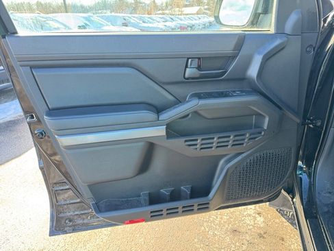 Certified 2024 Toyota Tacoma SR5 image 28