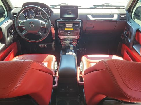 Used 2017 Mercedes-Benz G 550 image 4