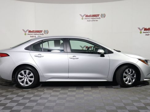 Used 2024 Toyota Corolla LE image 7
