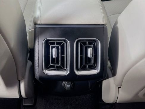 Used 2024 Kia Sorento EX w/ Panoramic Sunroof Package FWD image 27