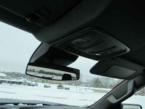 New 2026 GMC Sierra 1500 Elevation image 18