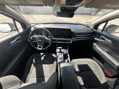 Used 2023 Kia Sportage LX image 19