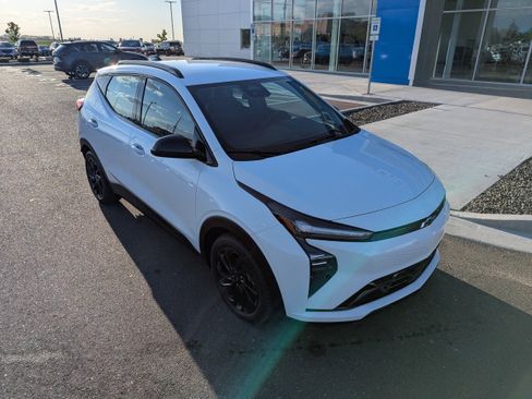 New 2027 Chevrolet Bolt RS FWD image 2
