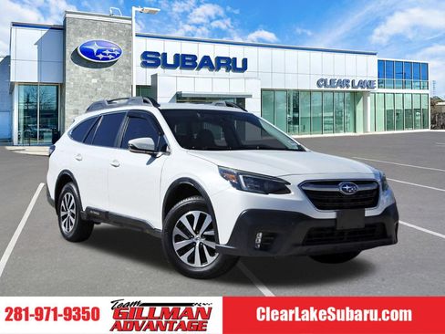 Used 2022 Subaru Outback Premium image 1