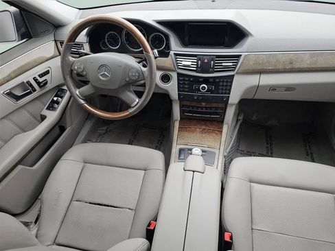 Used 2011 Mercedes-Benz E 350 4MATIC Sedan w/ Premium 1 Pkg image 27