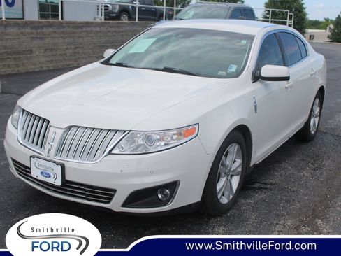Used 2010 Lincoln MKS FWD image 1