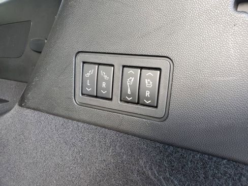 Used 2021 Cadillac XT6 Sport image 42