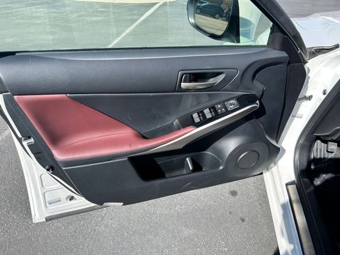 Used 2017 Lexus IS 300 AWD w/ Navigation System Package image 9