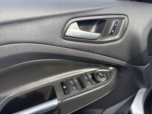 Used 2014 Ford Escape SE FWD image 19