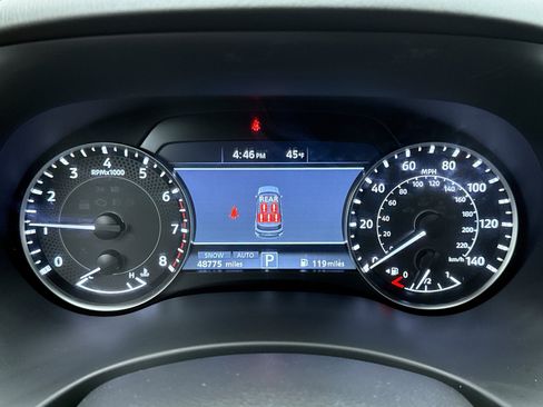 Used 2024 Nissan Armada SL w/ Captain's Chairs Package image 13