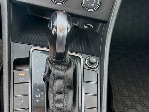 Used 2019 Volkswagen Jetta S w/ Driver Assistance Package image 16