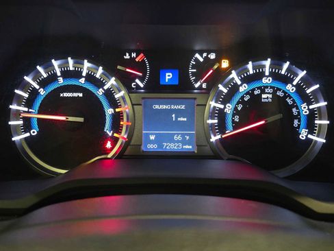 Used 2019 Toyota 4Runner SR5 Premium AWD/4WD image 12