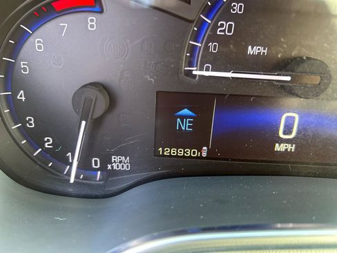 Used 2014 Cadillac SRX FWD image 16