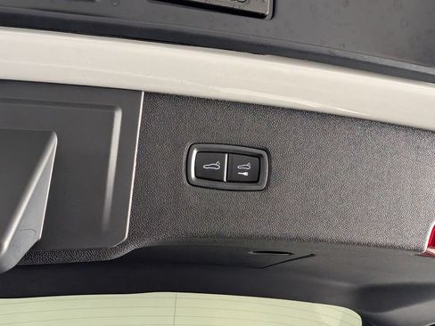 New 2026 Porsche Cayenne AWD/4WD image 18