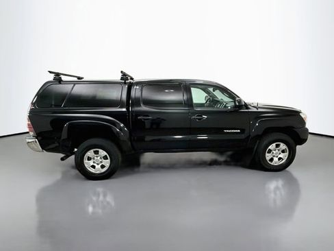 Used 2013 Toyota Tacoma 4x4 Double Cab w/ SR5 Pkg image 8