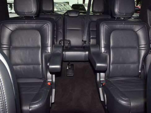 Certified 2024 Lincoln Navigator Reserve AWD/4WD image 21
