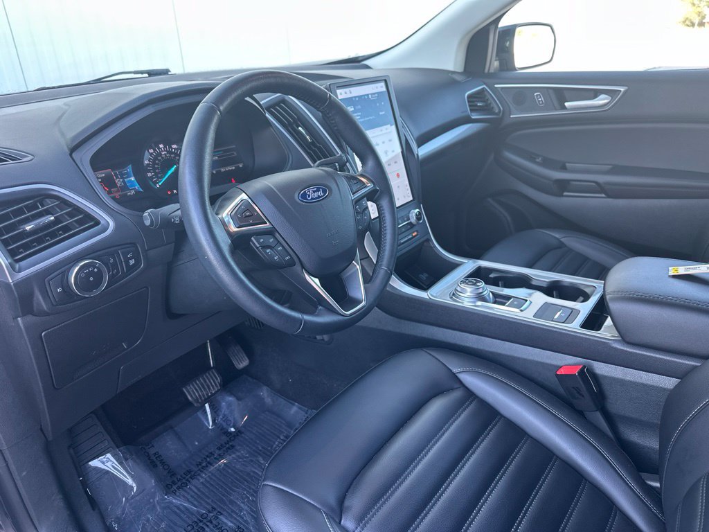 Certified 2024 Ford Edge SEL w/ Convenience Package AWD/4WD image 15