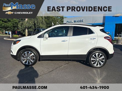 Certified 2022 Buick Encore Preferred AWD/4WD image 4