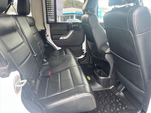 Used 2012 Jeep Wrangler Unlimited Sahara w/ Connectivity Group image 22