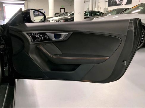 Used 2016 Jaguar F-TYPE Coupe image 37