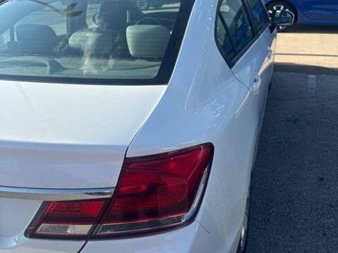 Used 2014 Honda Civic LX image 2