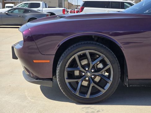 Used 2022 Dodge Challenger SXT w/ Blacktop Package image 9