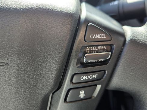 Used 2025 Nissan Frontier S image 25