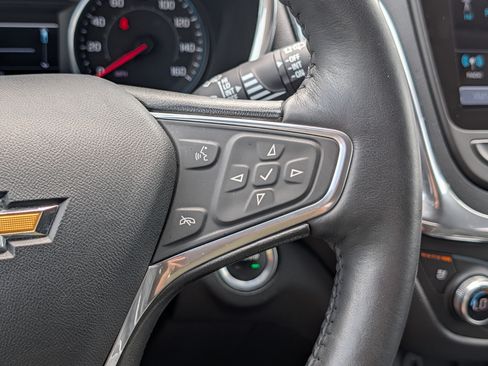 Used 2018 Chevrolet Equinox Premier AWD/4WD image 30