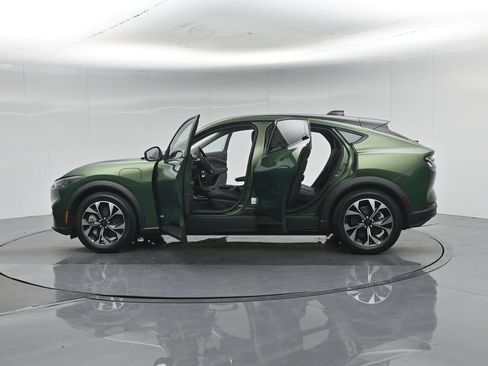 New 2026 Ford Mustang Mach-E Select RWD image 33