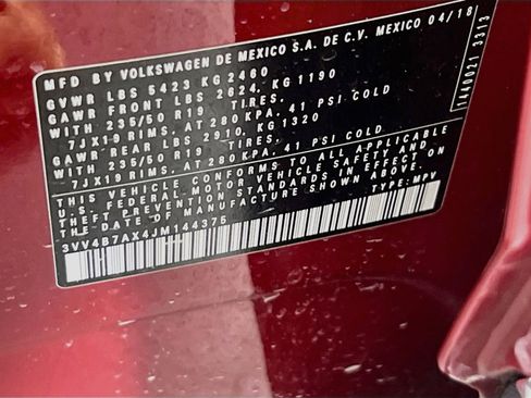 Used 2018 Volkswagen Tiguan SEL Premium w/ 3rd Row Seat Package AWD/4WD image 33