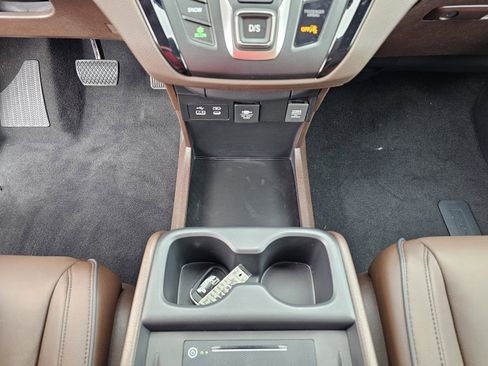 New 2026 Honda Odyssey Touring image 27