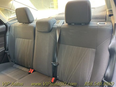 Used 2017 Ford Focus S image 9