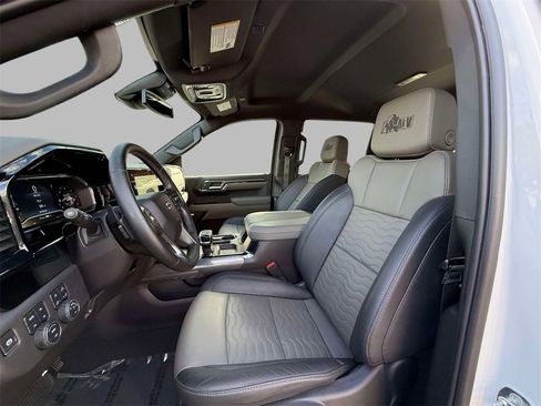 Used 2024 Chevrolet Silverado 1500 ZR2 w/ ZR2 Bison Edition image 2