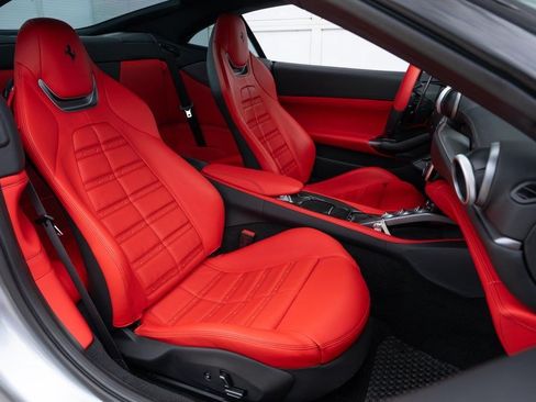 Used 2022 Ferrari Portofino M RWD image 62