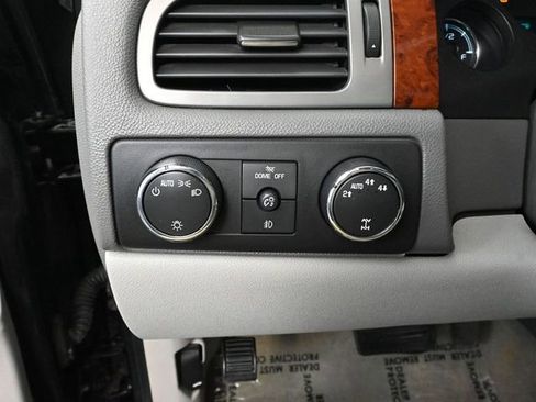 Used 2010 Chevrolet Silverado 1500 LTZ image 30