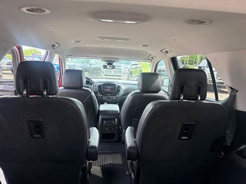 Used 2018 Chevrolet Traverse RS FWD image 32
