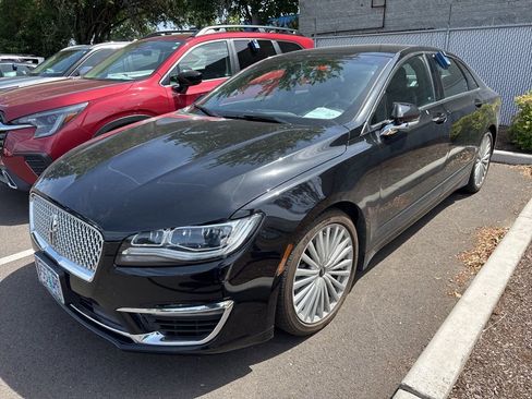 Used 2017 Lincoln MKZ Reserve w/ Luxury Package FWD image 1