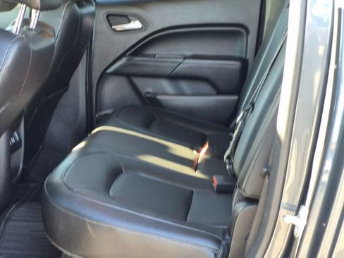 Used 2016 GMC Canyon SLT w/ Driver Alert Package image 16