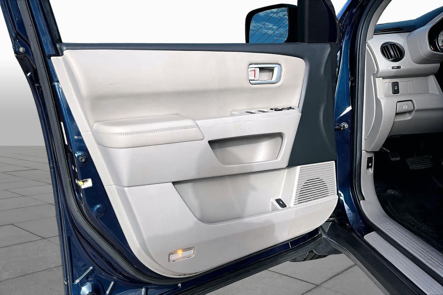 Used 2011 Honda Pilot EX-L image 20