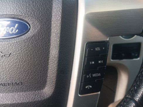 Used 2012 Ford F150 Platinum image 38