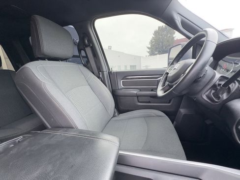 Used 2024 RAM 2500 Big Horn w/ Night Edition image 19