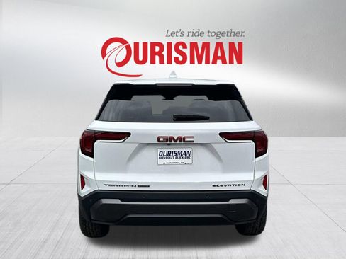 Used 2025 GMC Terrain Elevation image 3