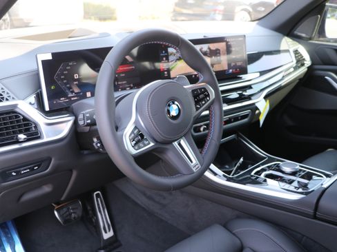 Used 2026 BMW X5 M60i AWD/4WD image 14
