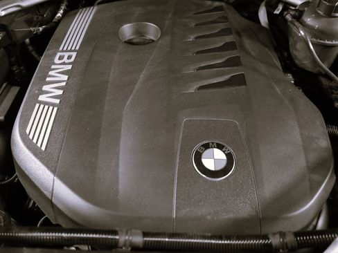 Used 2025 BMW X7 xDrive40i AWD/4WD image 83