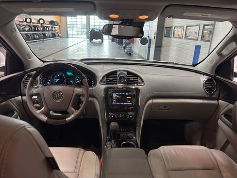 Used 2015 Buick Enclave Premium image 13
